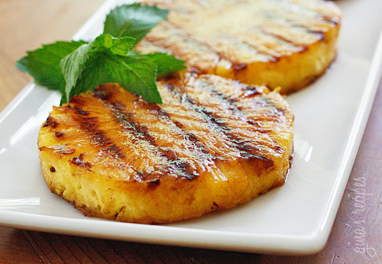 grilled-pineapple-with-honey