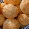 pão de queijo