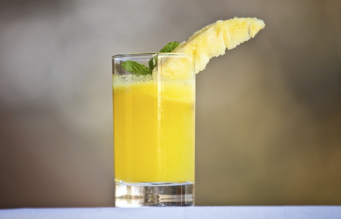 Suco de abacaxi