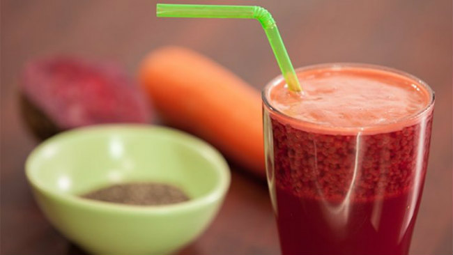 Suco de beterraba com cenoura