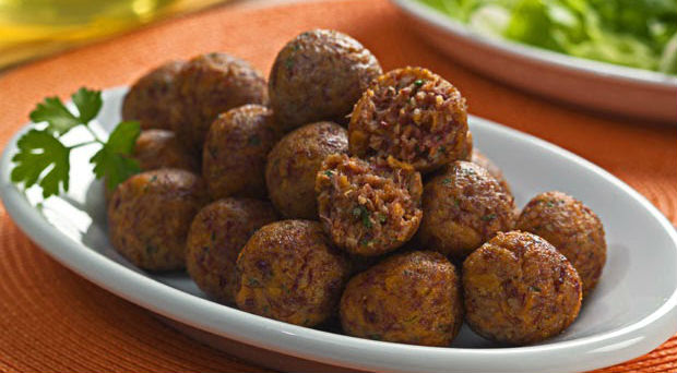 Bolinho de carne assado