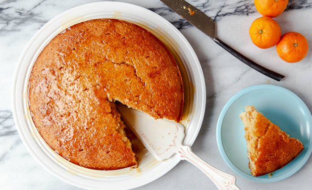 Bolo integral de iogurte e laranja