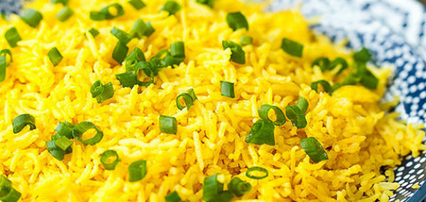 Arroz com cúrcuma