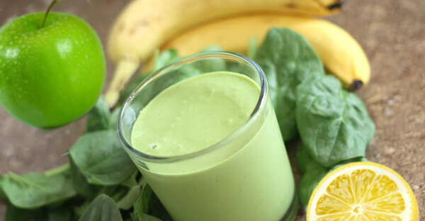 Suco detox de banana