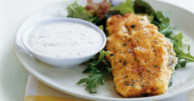 Filé de peixe empanado no forno