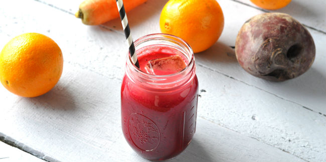 Suco de beterraba com laranja