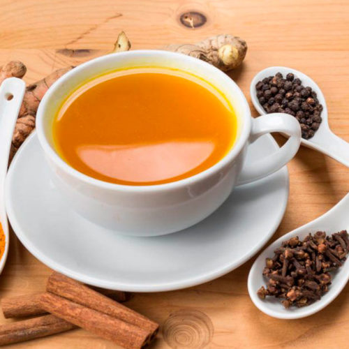 5 benefícios do chá de pimenta - Para que serve e como fazer ...