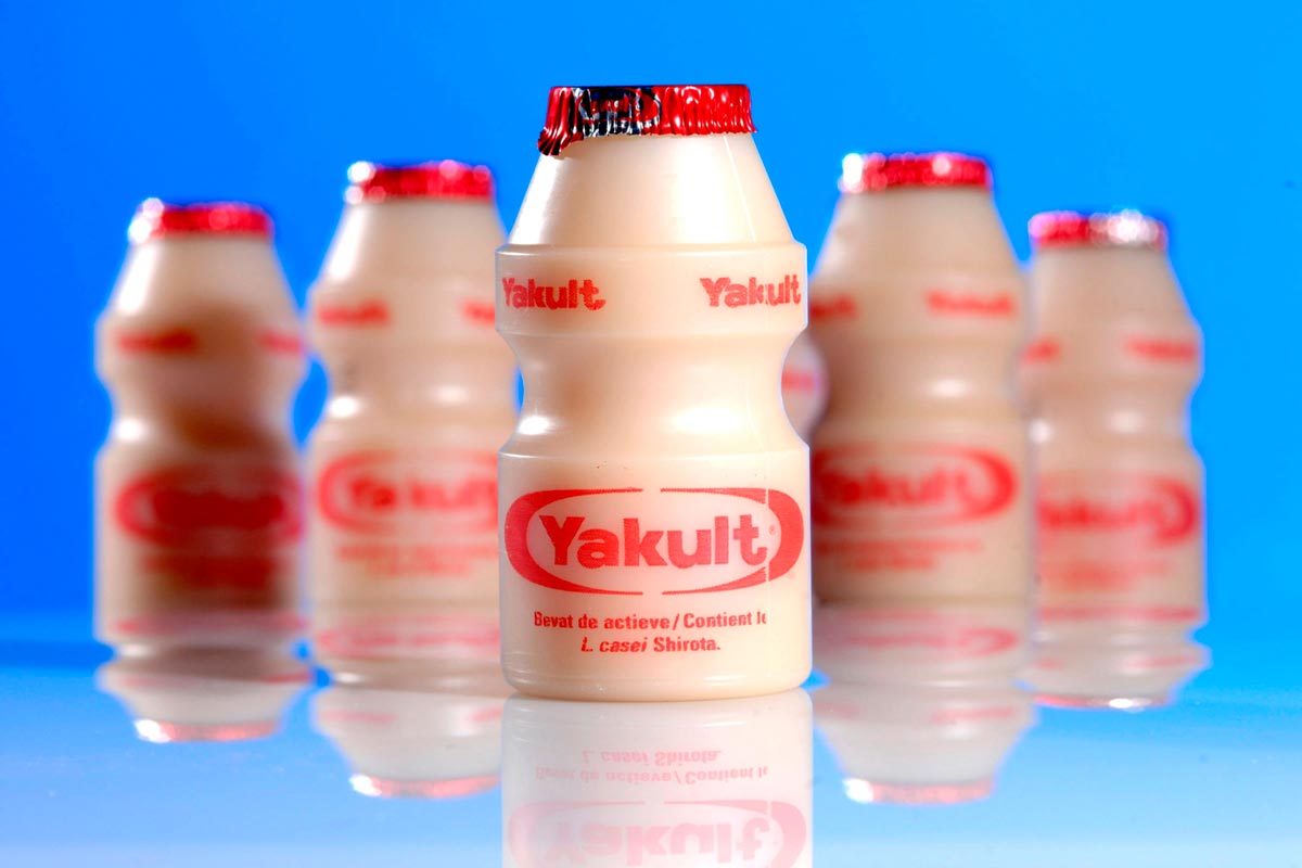 Yakult prende ou solta o intestino? - MundoBoaForma