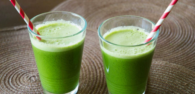 Resultado de imagem para 1 - Suco Detox verde de couve, limão e pepino"