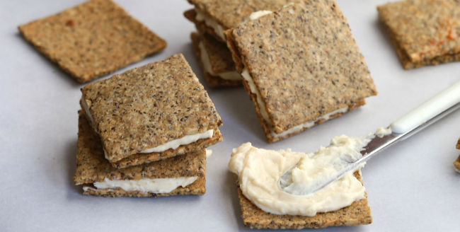 Cracker