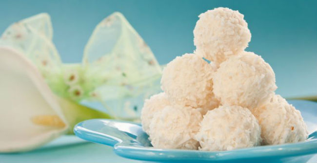 Beijinho de coco low carb