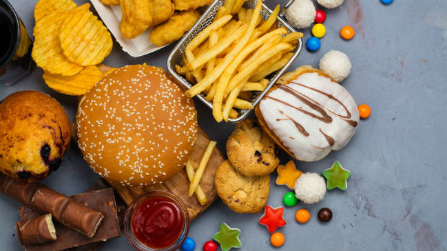 Comidas que fazem mal a saaode