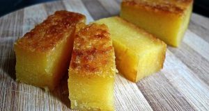 Bolo de mandioca vegano