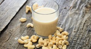 Leite de castanha de caju