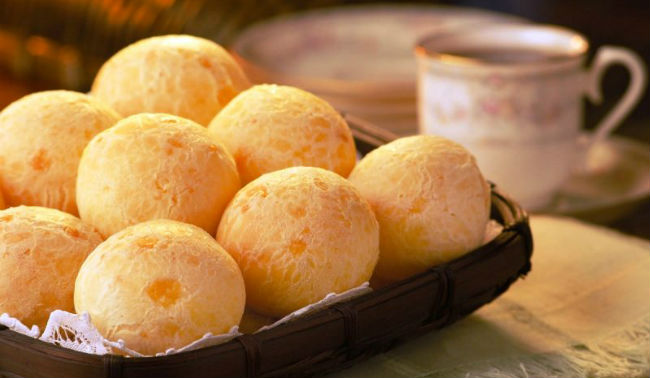 Pão de queijo com provolone