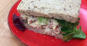 Sanduíche de pasta de ovo