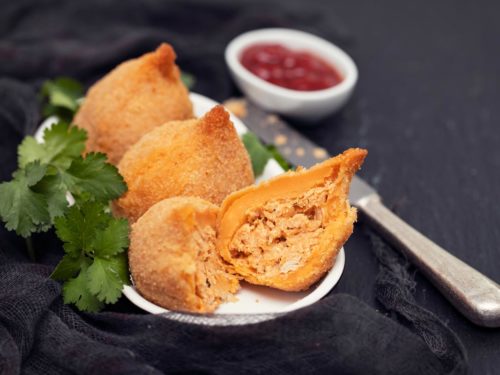 coxinha de frango de batata doce