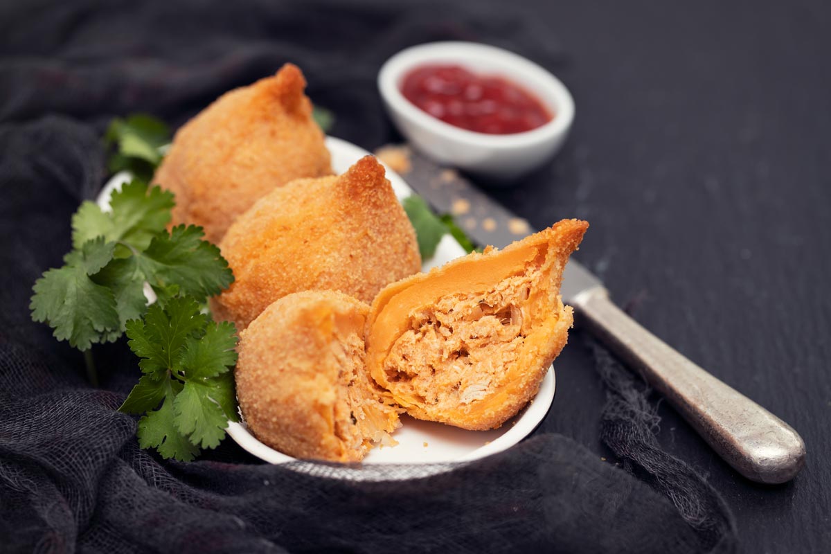 coxinha de frango de batata doce