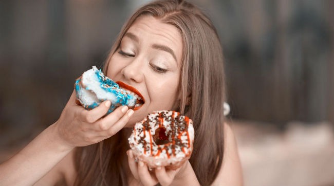 comer rapido engorda ou emagrece