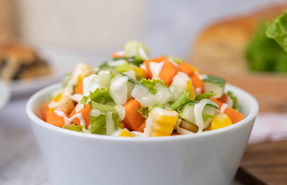 Salada de cenoura saudável e gostosa