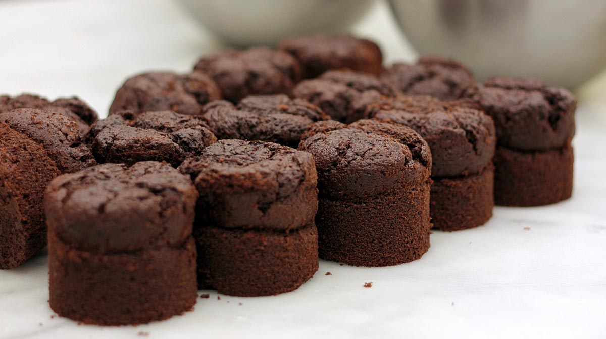 bolo de caneca de banana e chocolate