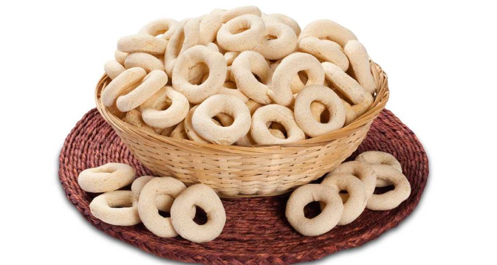 Receita fácil de biscoito de polvilho doce assado MundoBoaForma