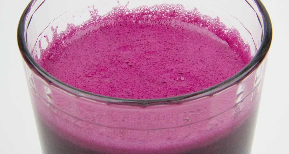 Suco de repolho roxo