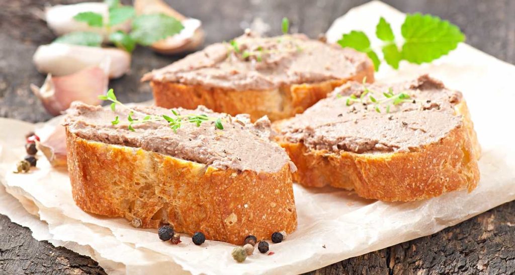 Receita de pasta de frango light saudável e nutritiva MundoBoaForma