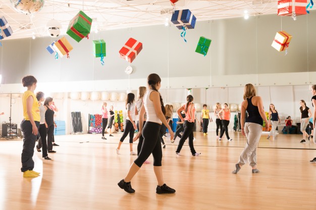 Aula de dança zumba emagrece