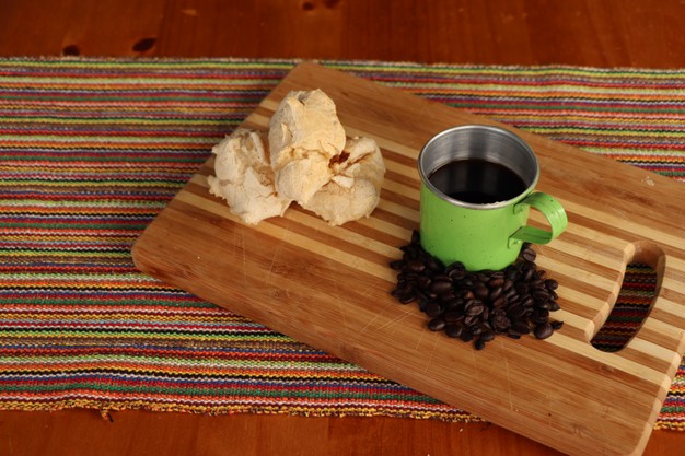 biscoito de polvilho doce assado com coco