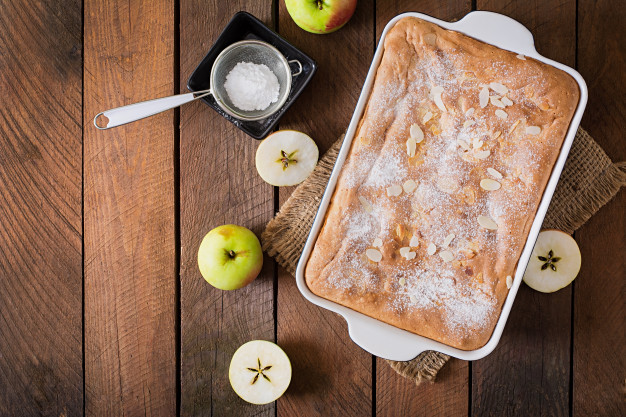  bolo integral de maçã com coco