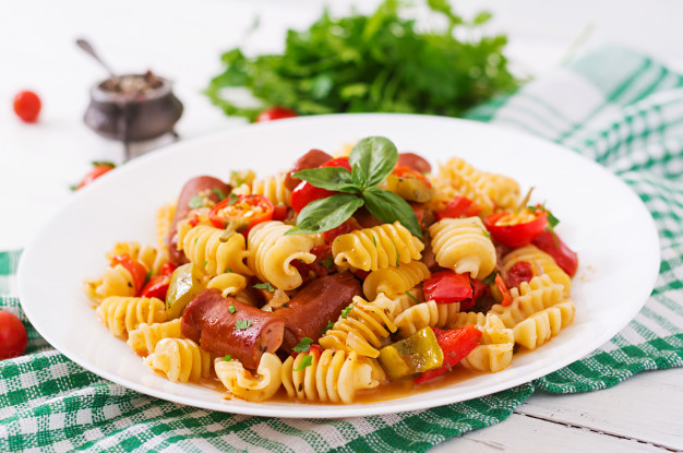 salada de fusilli fit