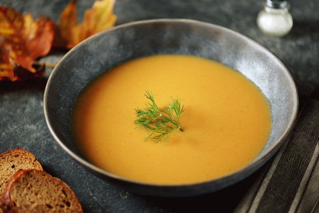 sopa de abobora, batata doce e nabo