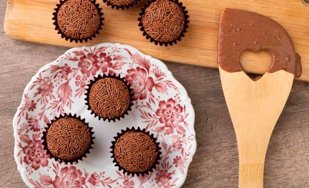 brigadeiro fit com achocolatado