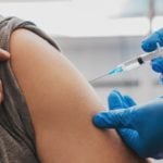 Vacinas com adenovírus e coágulos no sangue: qual a relação