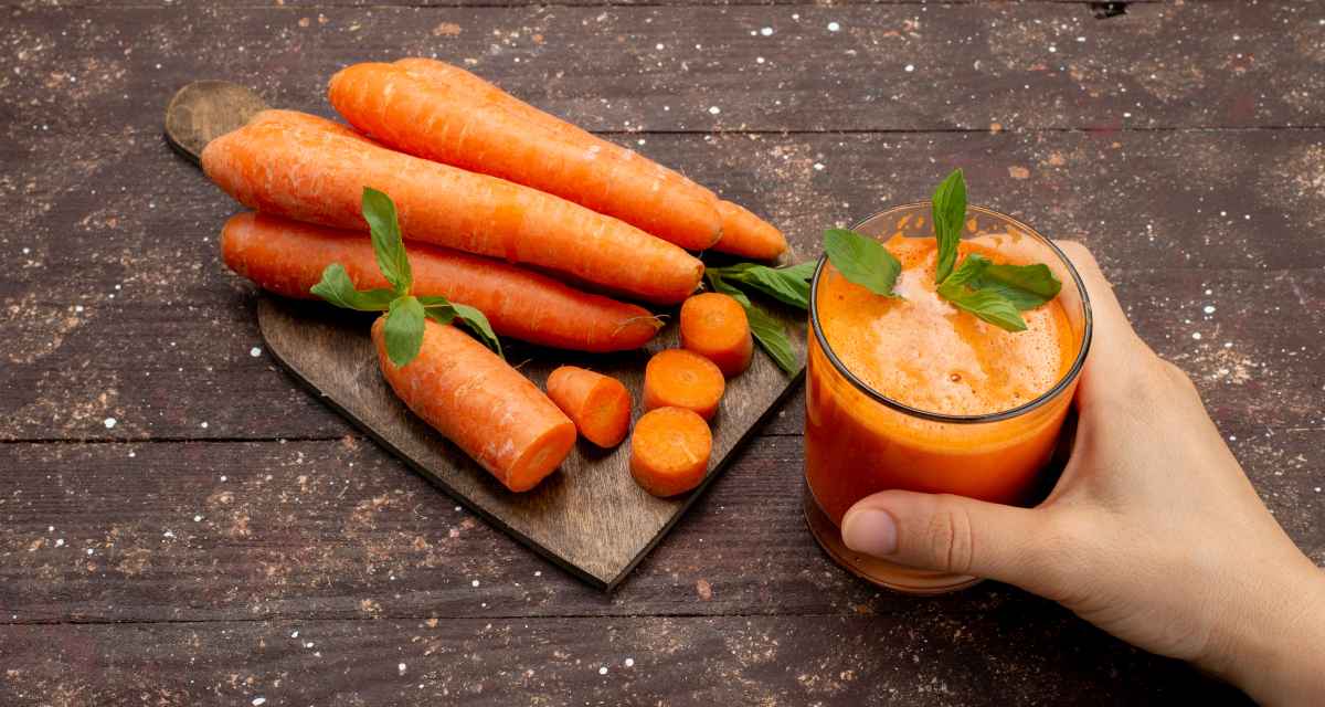 Suco de cenoura com abacaxi