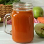 Receita de suco de cenoura com maçã fácil e saudável