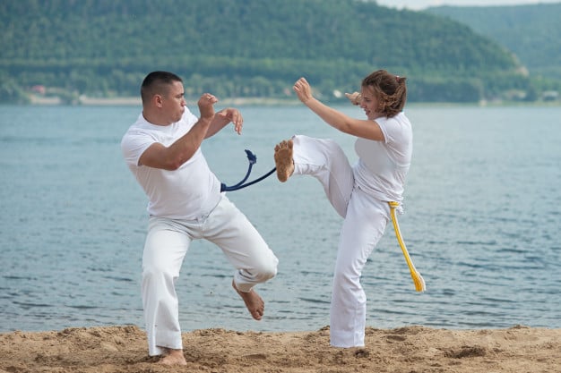 Capoeira emagrece