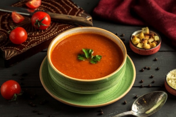 sopa de fubá com tomate