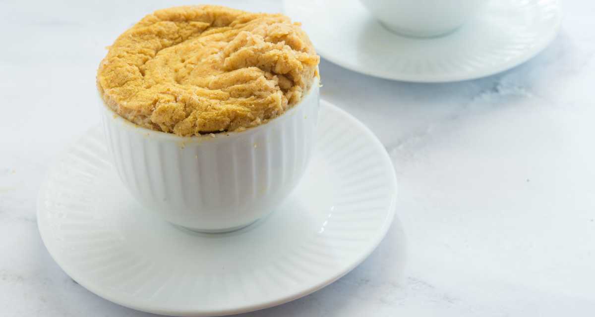 Bolinho salgado de micro-ondas