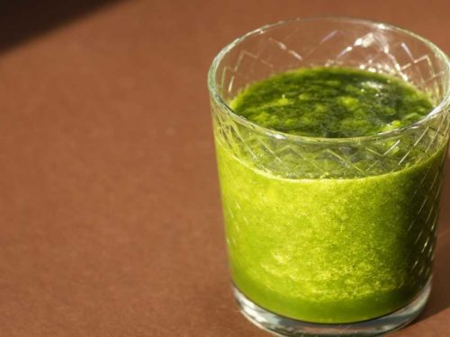 Suco detox com manga