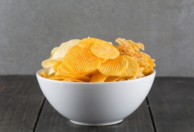batata chips podem causar prisão de ventre.