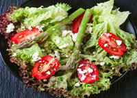 Salada aspargo vegana