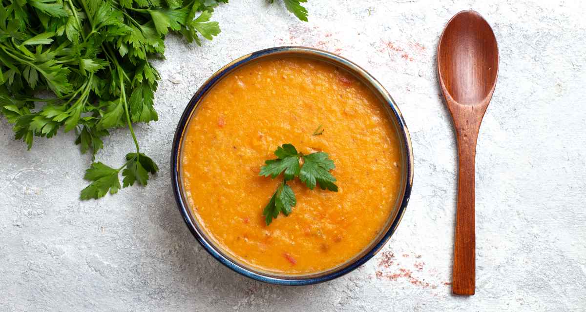 Sopa de cenoura com gengibre