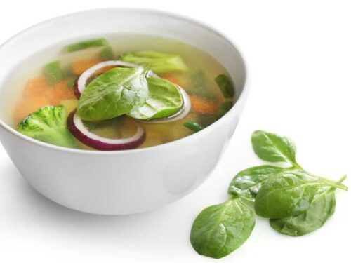 Sopa detox fácil e rápida