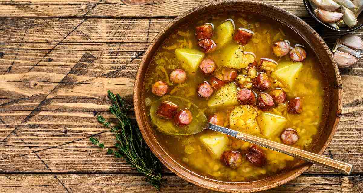 Sopa de ervilha com batata