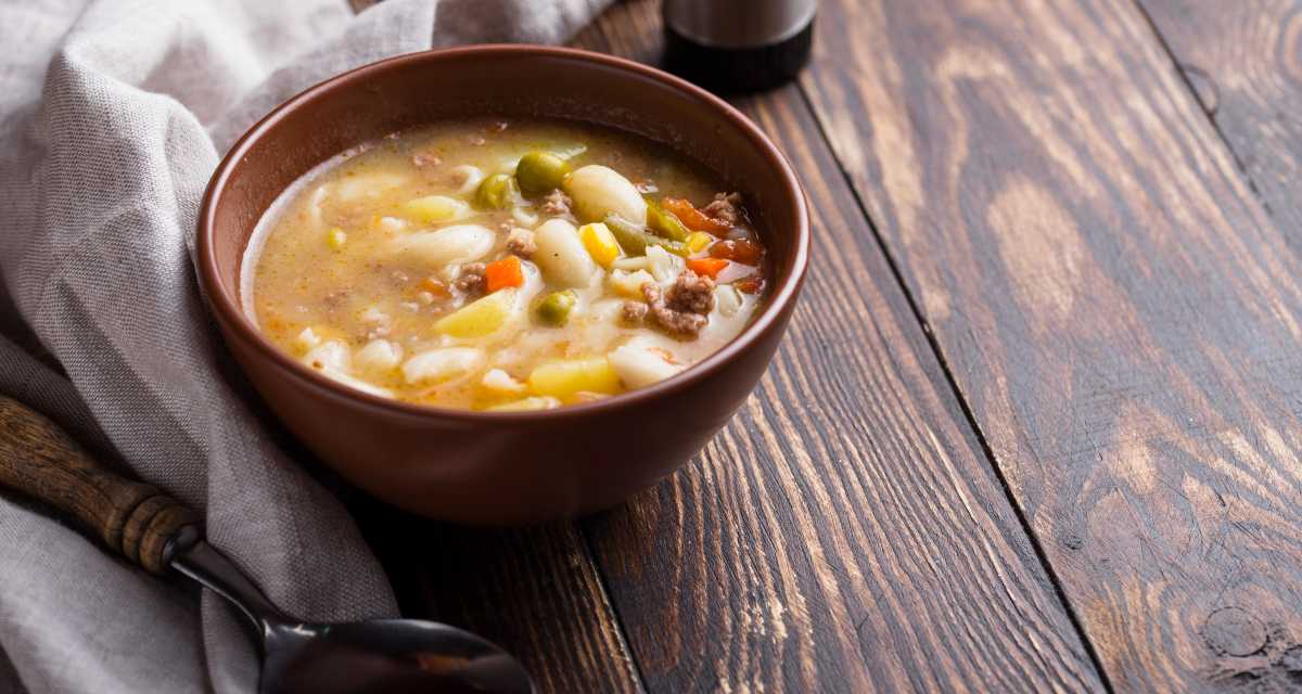 Sopa de legumes com carne