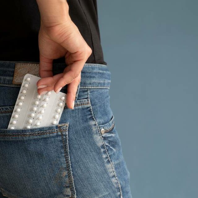 Parei de tomar anticoncepcional e não menstruei. O que fazer? É normal ...