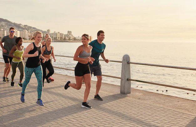 Amigos fazendo exercícios