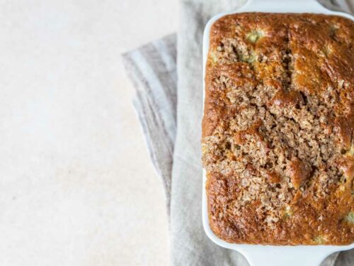 Bolo de maçã com aveia